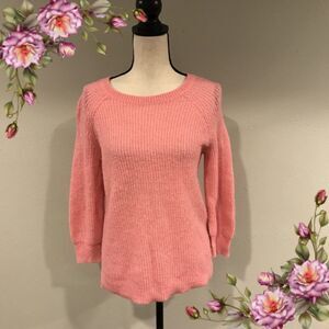 MAKE AN OFFER;) Old Navy Long sleeve pink sweater‎
